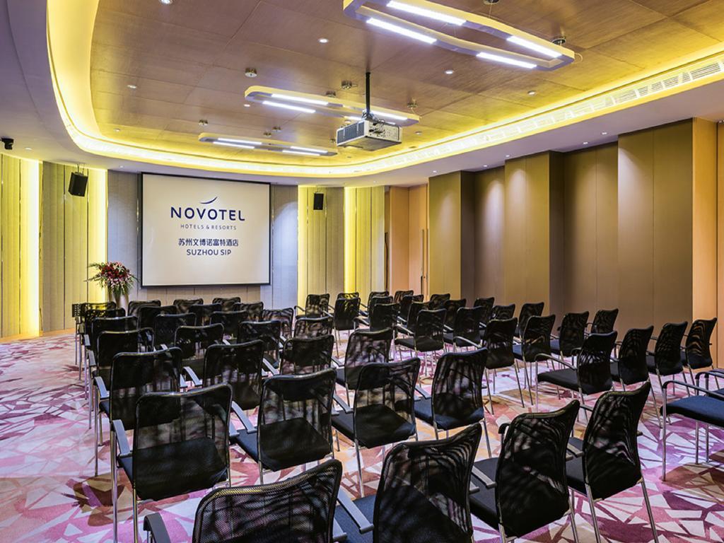 Novotel Jinji Lake Suzhou Sip Eksteriør bilde